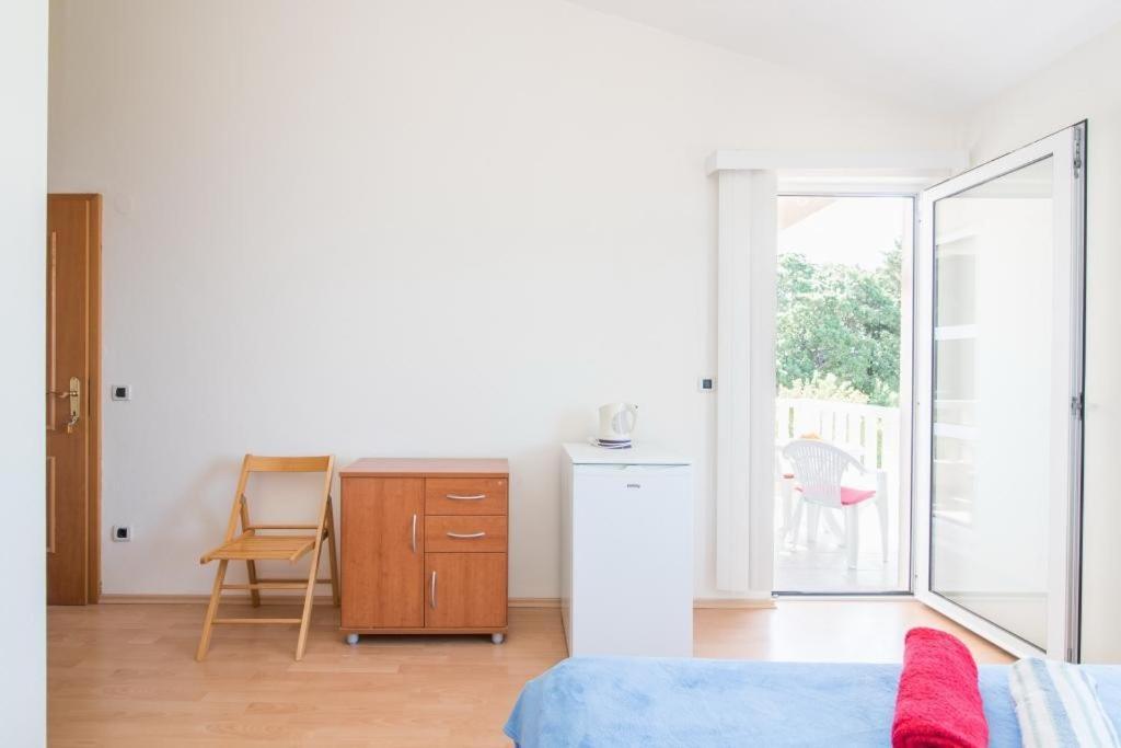 Studio Apartment Brela Quarto foto